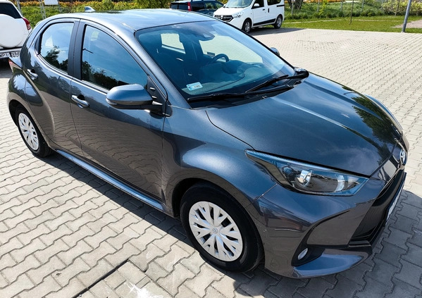 Toyota Yaris cena 59999 przebieg: 93164, rok produkcji 2022 z Jedwabne małe 301